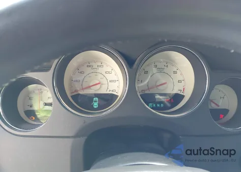 2013 Dodge Challenger Sxt z USA, uszkodzony, nr VIN 2C3CDYAG5DH693813